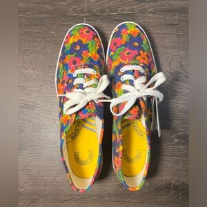Women’s Keds Multicolor Floral Sneaker NWT size 7.5 NWT
